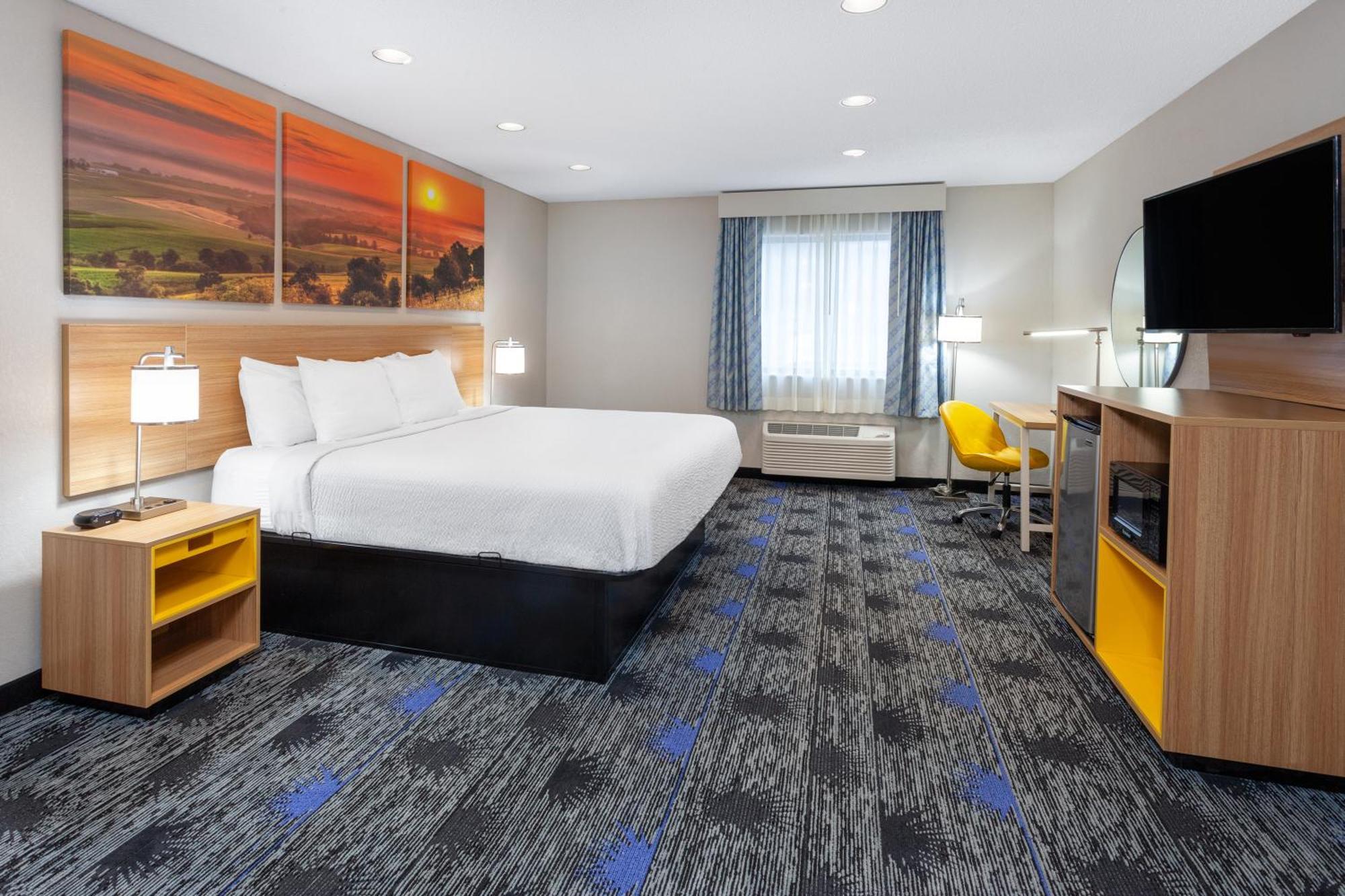 Hotel Days By Wyndham Wooster